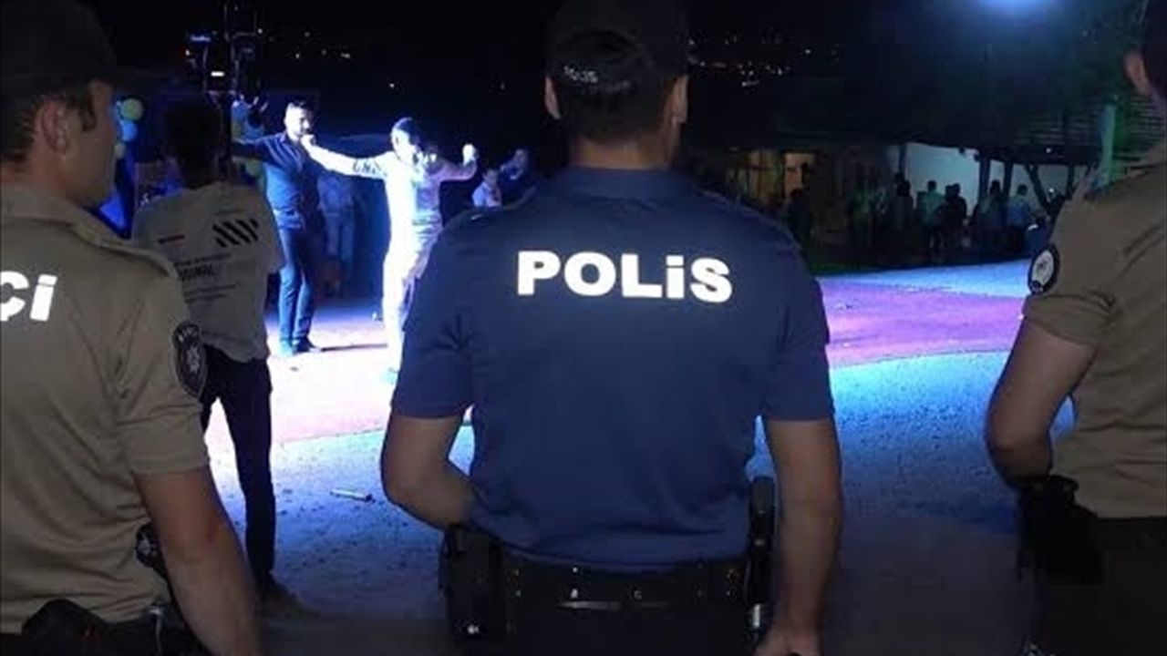 Kırşehir'de polisten düğünlerde havaya ateş açılmaması uyarısı
