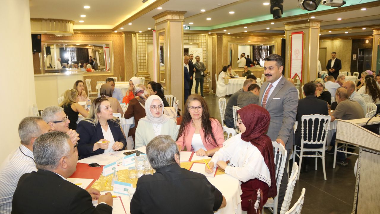 Sivas'ta 'Eğitim Paydaşları Çalıştayı' düzenlendi