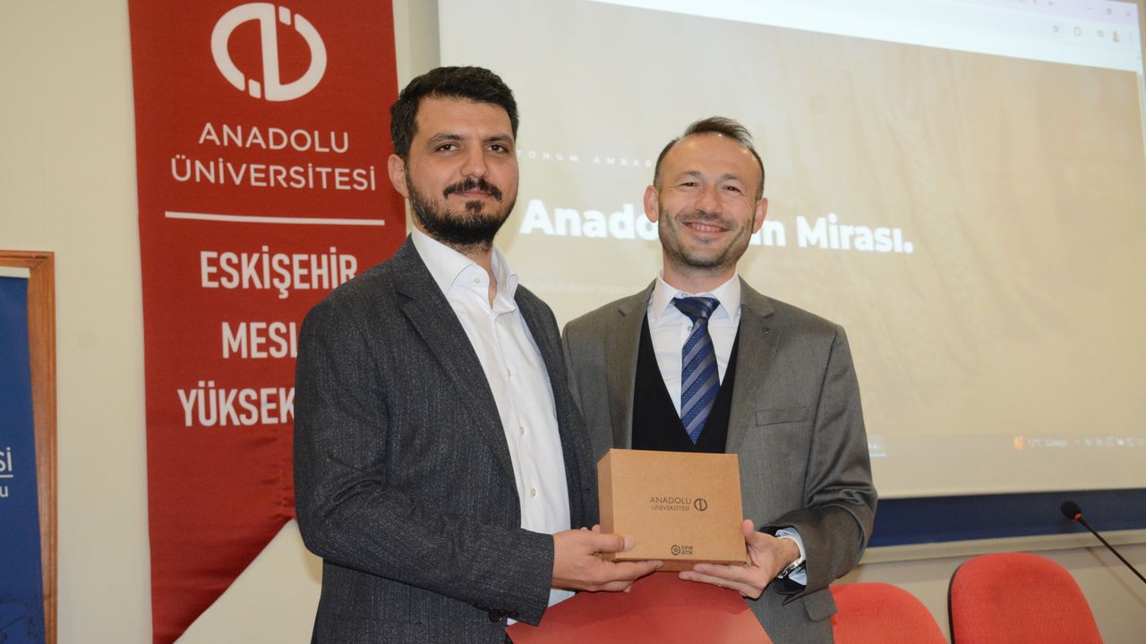 Anadolu Üniversitesi'nde 'sürdürülebilir mutfak' konuşuldu