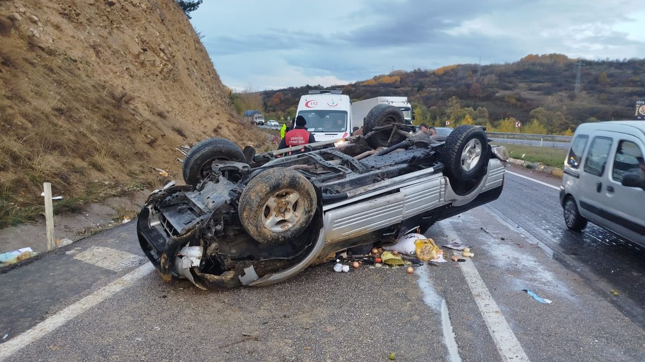 Çankırı'da devrilen pikabın sürücüsü yaralandı