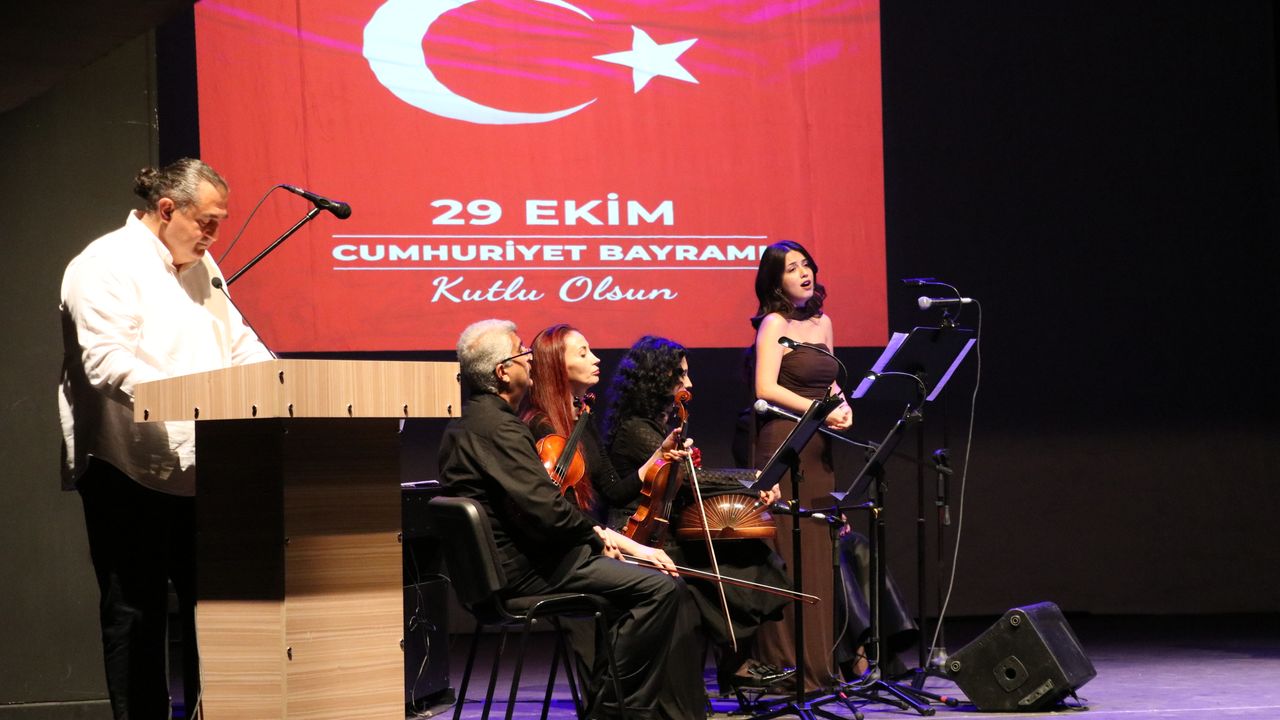 Kayseri'de '29 Ekim Cumhuriyet Konseri' düzenlendi