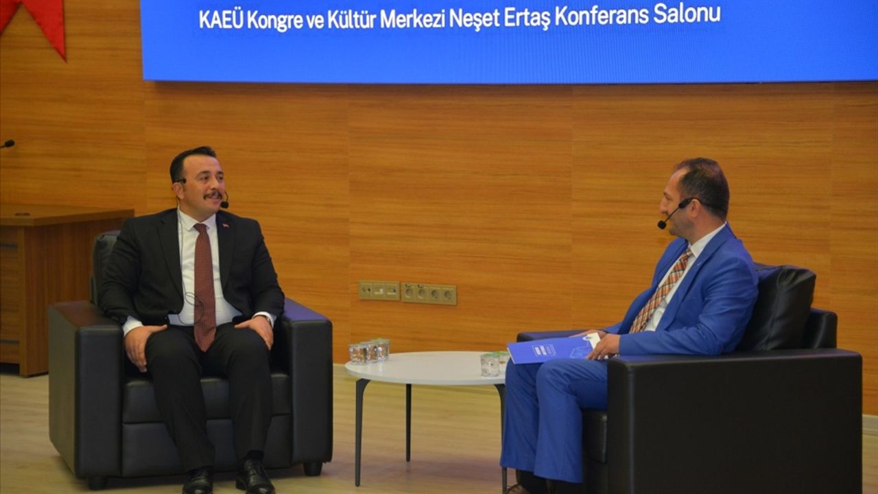 Kırşehir Cumhuriyet Başsavcısı Ener, üniversite öğrencileriyle buluştu