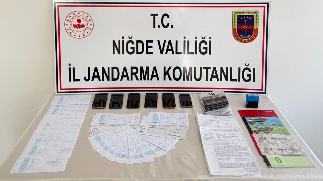 Niğde'de tefecilik operasyonunda 4 zanlı yakalandı