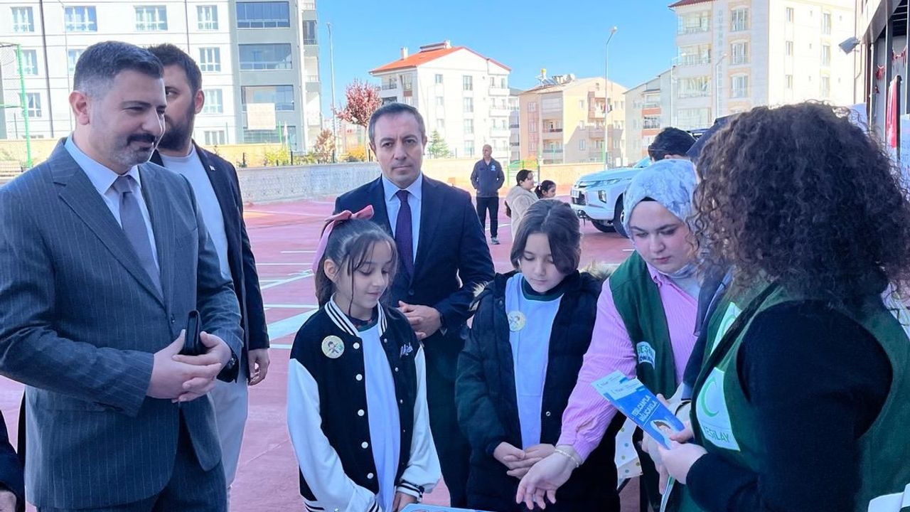 Sivas'ta 'Sağlıklı Çocuk, Sağlıklı Gelecek Projesi' gerçekleştirildi