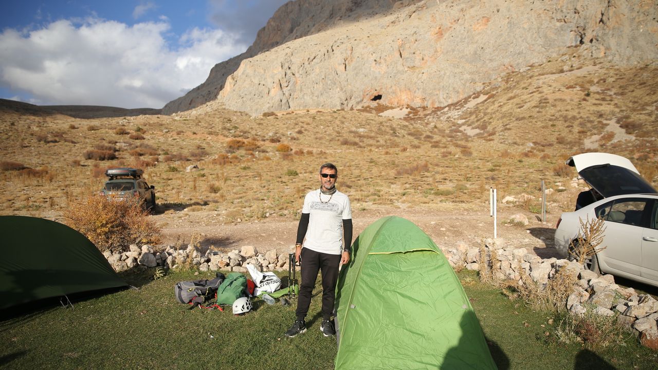Türkiye'de birçok dağa tırmanan '61'lik delikanlı'nın gözü yurt dışındaki zirvelerde
