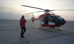 Ambulans helikopter bir günlük bebek için havalandı