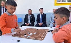 Akıncılar'da öğrenciler için dama kursu düzenlendi
