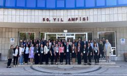 Başkentte "Çocuk Acil ve Çocuk Yoğun Bakım Hemşireliği Sempozyumu" düzenlendi