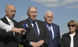 Bülent Ecevit, doğumunun 100. yılında mezarı başında anıldı