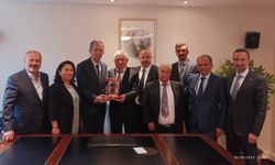 Cumhurbaşkanlığı Sosyal ve Gençlik Politikaları Kurulu Üyesi Özzeybek'e hemşehrilerinden ziyaret