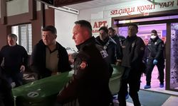 GÜNCELLEME 2 - Sivas'ta iki kardeş evlerinde bıçaklanarak öldürüldü