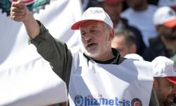 HAK-İŞ Genel Başkanı Arslan, Altındağ Belediyesi'nde grev yapan işçileri ziyaret etti: