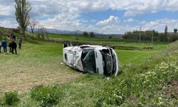 Kayseri'de öğrenci servisinin devrilmesi sonucu 16 kişi yaralandı