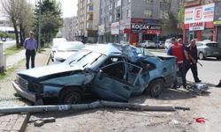 Kayseri'de otomobil ile kamyonetin çarpıştığı kazada 1 kişi yaralandı