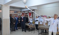 Kayseri'de TÜBİTAK 4006 Bilim Fuarı açıldı