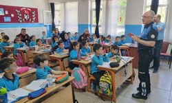 Kırşehir'de ilkokul öğrencilerine trafik ve güvenlik eğitimi verildi