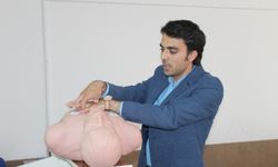 Konya'da üniversite öğrencilerine ilk yardım eğitimi