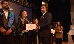 Selçuk Üniversitesi İletişim Fakültesinde mezuniyet töreni yapıldı