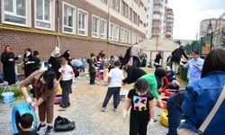 Sorgun'da okul bahçesi ailelerin katılımıyla çiçeklendirildi