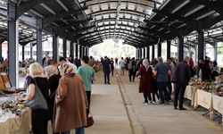 Talas Antika Pazarı nostalji tutkunlarını ağırladı