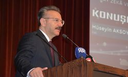 TBMM Yapay Zeka Araştırma Komisyonu Başkanı Dönmez, Eskişehir'de "yapay zeka" konulu sempozyumda konuştu: