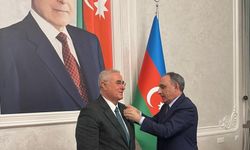 Azerbaycan'dan Kamu Başdenetçisi Akarca'ya 'Jübile Madalyası'