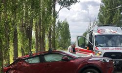 Çankırı'da iki otomobilin çarpıştığı kazada 6 kişi yaralandı