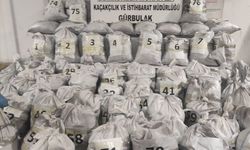 Gümrük muhafaza ekiplerinden Gürbulak'ta "tarihi" uyuşturucu operasyonu