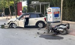 Konya'da kaza yapan otomobilin kontrolden çıkarak çarptığı motokurye hayatını kaybetti