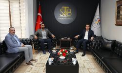 Öztürk'ten Sivas Ticaret Borsasına veda ziyareti