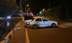 Sivas'ta iki otomobilin çarpıştığı kazada 5 kişi yaralandı