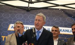 TBMM Milli Savunma Komisyonu Başkanı Akar, Kayseri'de bayramlaşma programına katıldı:
