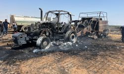 Aksaray'da balya makinesi ve traktör yanarak kullanılamaz hale geldi