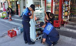 Büyükşehir Belediyesi Zabıta Daire Başkanlığı, Hunat Mahallesi'nde denetim gerçekleştirdi