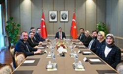 Cumhurbaşkanı Yardımcısı Yılmaz, AK Parti Gençlik Kolları Başkanı Yusuf İbiş'i kabul etti