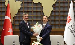 Cumhurbaşkanlığı İletişim Başkanı Burhanettin Duran, görevi Fahrettin Altun'dan devraldı