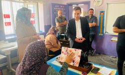 Eskil Kaymakamı Yurddaş, dikiş nakış kursunu ziyaret etti