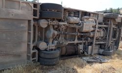 Eskişehir'de devrilen belediye otobüsündeki 2 yolcu yaralandı