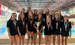 İzmir Büyükşehir Belediyespor, 16 Yaş Altı Kızlar Sutopu Ligi'nde şampiyon oldu