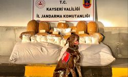 Kayseri'de yolcu otobüsünde 450 kilogram kaçak tütün ele geçirildi