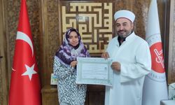 Norveçli vatandaşlar Konya'da Müslüman oldu