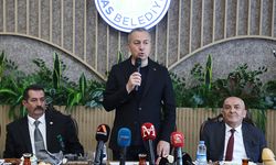 Sivas Belediye Başkanı Uzun, gazetecilerle bir araya geldi