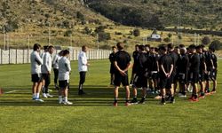 Süper Lig'in gol krallarından Gökhan Ünal, Erciyes 38 FK için kolları sıvadı