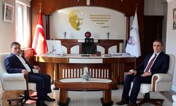 Vali Çiçek, Talas Kaymakamlığını ve SGK İl Müdürlüğünü ziyaret etti