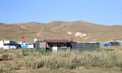 Yaz aylarında serinlemek için Erciyes'e çıkıyorlar