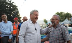 Başkan Palancıoğlu, Belsin'deki salça kaynatma hazırlığına katıldı