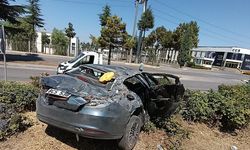 Eskişehir'de devrilen otomobildeki çocuk öldü, 4 kişi yaralandı