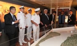 Japonya Savunma Bakanı Nakatani, İstanbul Tersanesi Komutanlığını ziyaret etti