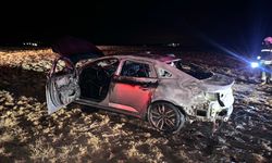Konya’da yanan otomobil itfaiye ekiplerince söndürüldü