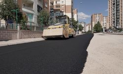Melikgazi Belediyesinden asfalt yenileme çalışması
